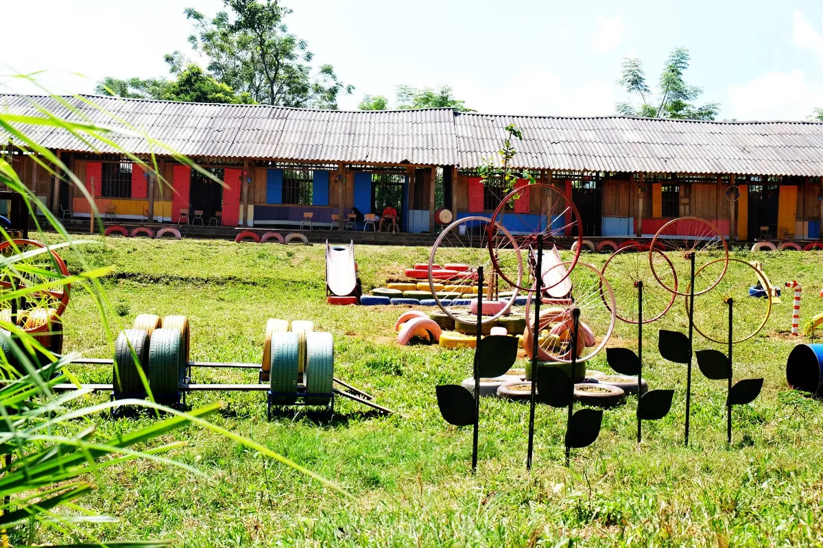 Nét Bút Tuổi Thơ 12 - Những Mảng Màu Ước Mơ